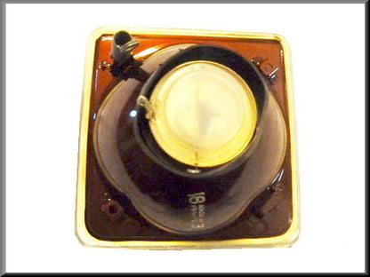 Phare droit intérieur < 1976 (jaune) – Renault 16 TX < 1976 – OEM 7701017010