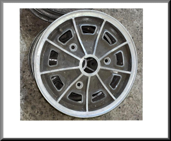 Aluminum rim – Renault 12 – Used