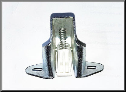 Gâche de serrure de hayon – Renault 12 – OEM 7701452497