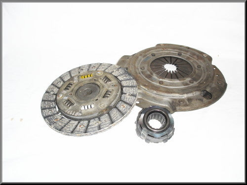 Kit d'embrayage 170 mm (avec butée) – Renault 12 – Renault 10 - Renault Estafette - OEM 7701464768
