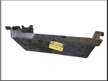 Cache-feu arrière gauche – Renault 16 deuxième type – OEM 7700534123