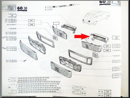 Afdekkap achterlicht rechts – Renault 16  tweede type – OEM 7700534124
