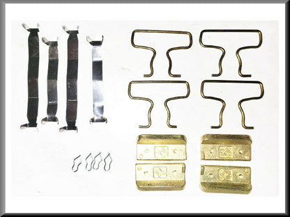Montageset remblokken en remklauw – Renault 12 – Renault 15 - OEM 444444