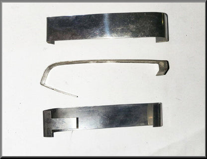 Sierstrip bumperbuffer achterzijde links en rechts – Renault 16 – OEM 0857595300