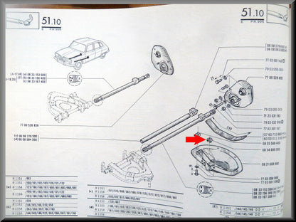 Écrou cage M7 (bord plastique) – Renault 16