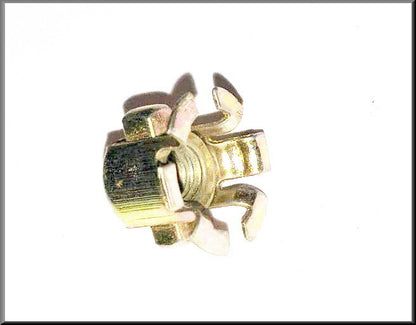 Écrou cage M6 – Renault 16 - Renault 12 – OEM 0855801400