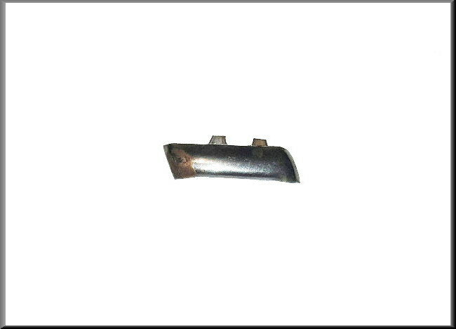 Agrafe pour jonc chromé de portière arrière gauche (à côté du montant C) – Renault 16 – OEM 7700648457 / 0608064500 – Occasion