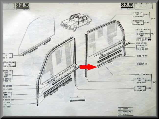 Window molding rear left and right – Renault 16 – OEM 0855534400 / 0855588000