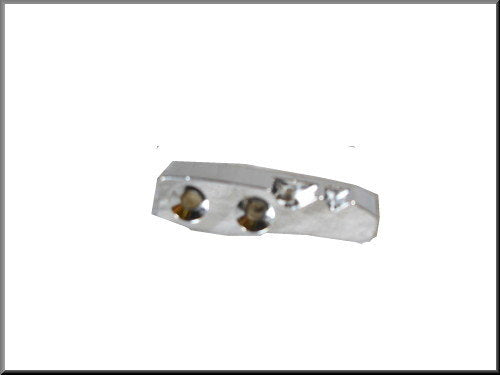 Gâche gauche – Renault 12 – OEM 7700517774