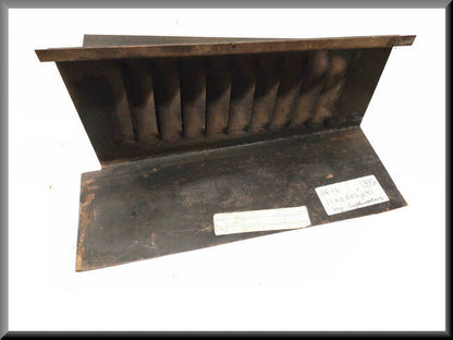 Right air intake – Renault 16 – OEM 0428705700