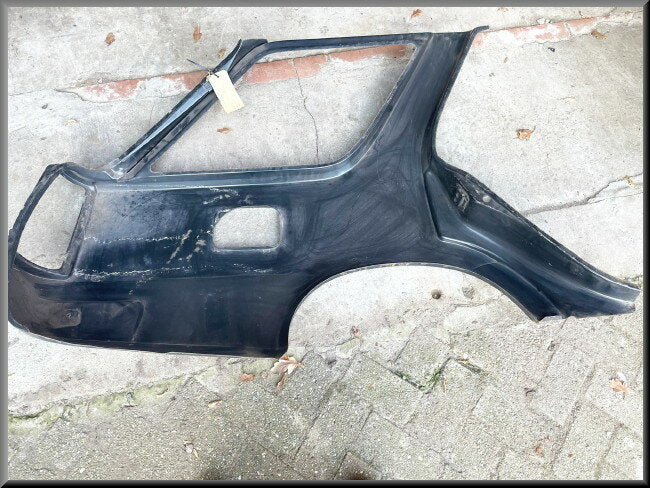 Aile arrière droite – Renault 18 Break – OEM 7701461132 – NOS