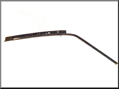 Bandeau de gouttière avant droit – Renault 12 – OEM 7701505645