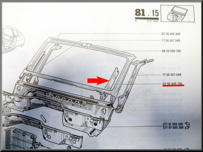 Support latéral montant de pare-brise gauche – Renault 16 – OEM 0256405700 – NOS
