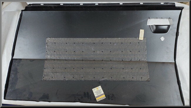 Plaque de porte avant droite – Renault 18 – OEM 7701461166 – NOS