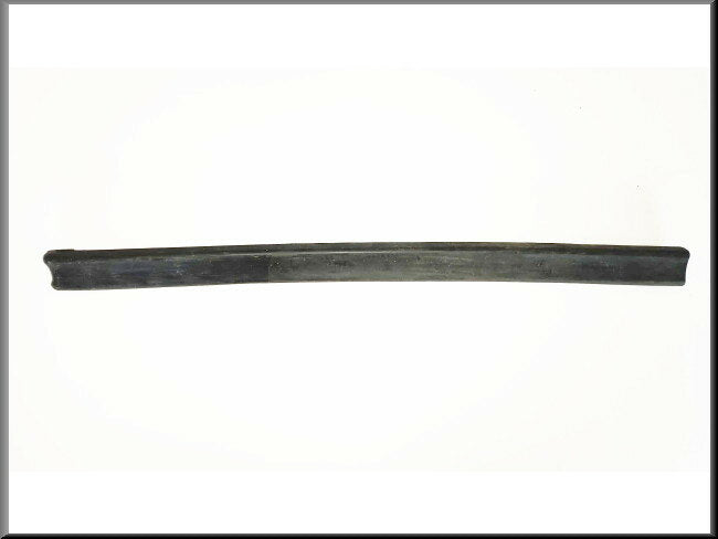 Bandeau de pare-chocs arrière central – Renault 20 - Renault 30 – OEM 7700674570 – NOS