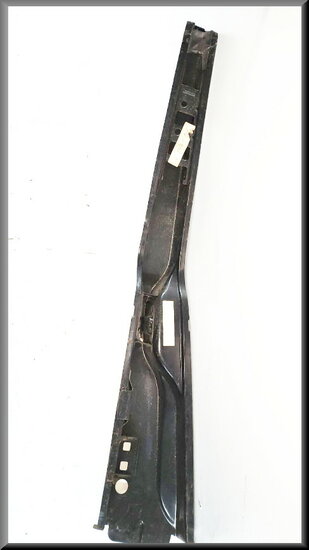 B-pillar left – Renault 18 – OEM 7701582892 – NOS