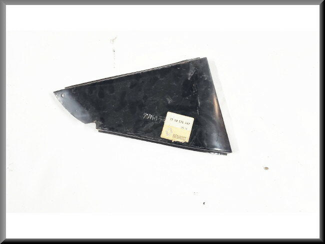 Tôle de doublure avant droite – Renault 20 - Renault 30 – OEM 7700571747 – NOS