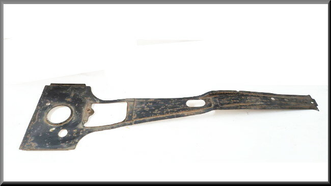 Tôle intérieure montant B droit – Renault 20 - Renault 30 – OEM 7700569484 – NOS