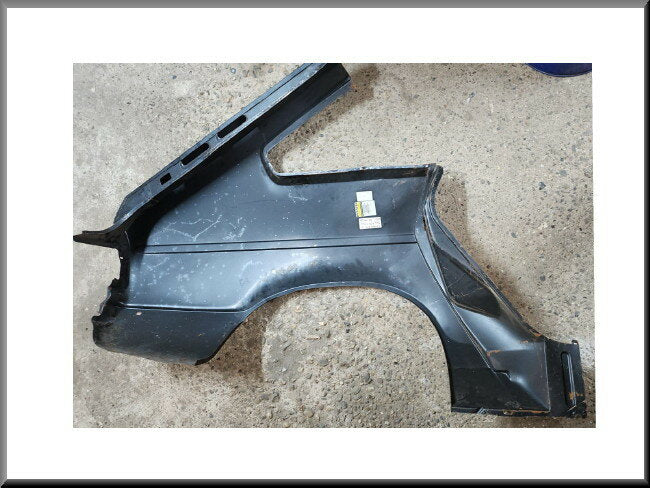 Aile arrière gauche – Renault 20 - Renault 30 – OEM 7701544776 – NOS