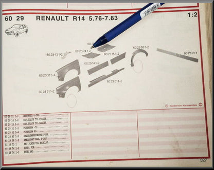 Partie plancher droit – Renault 14 – NOS