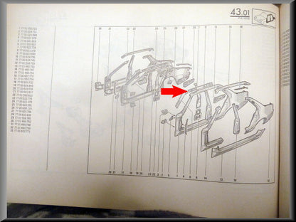 Intérieur pavillon porte avant gauche – Renault 18 – OEM 7700623690 – NOS