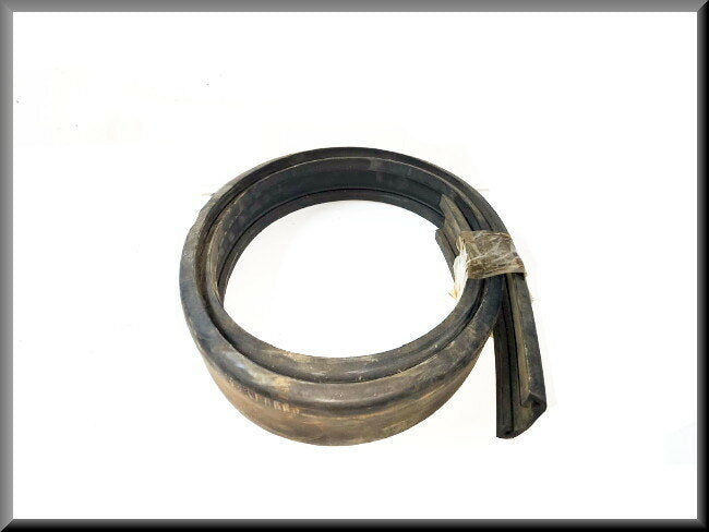 Bandeau de pare-chocs – Renault 18 Break – OEM 7700645759 – NOS