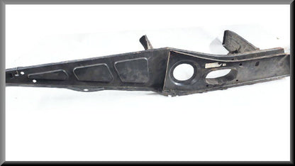 Tôle de châssis avant gauche – Renault 14 – OEM 7700577569 / 7700577561 – NOS