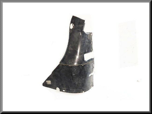 Pièce d'angle avant gauche – Renault 6 – OEM 7701504874 – NOS