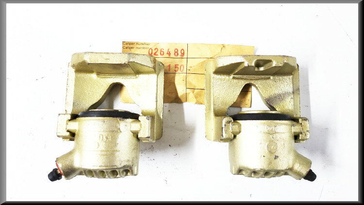 Ensemble étrier de frein – Renault 14 – OEM 026489 – NOS