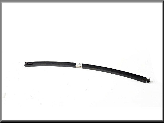 Raamlijst links  – Renault 14 – OEM 7700585168 – NOS
