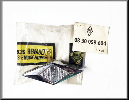Logo calandre – Renault 8 – OEM 0830059604 – NOS