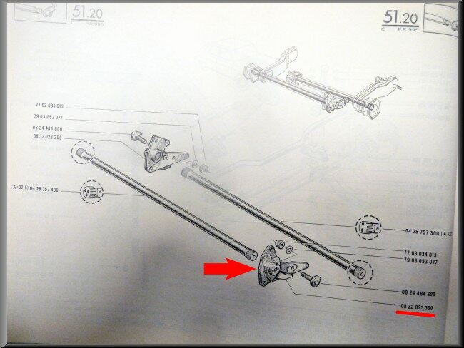 Adjustment cam left - Renault 16 - OEM 0832023300