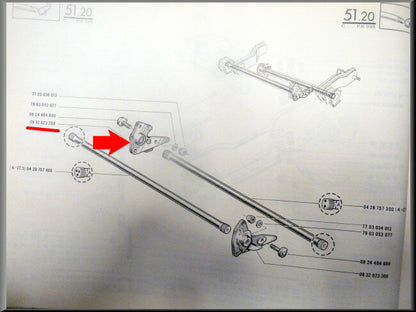 Stelnok rechts – Renault 16 – OEM 0832023200