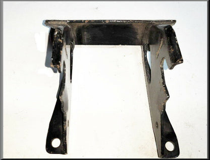 Support de suspension boîte de vitesses (4 rapports) – Renault 16 – OEM 7700504123