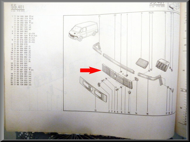 Grille de calandre - Renault Trafic - OEM 7704002622 - NOS