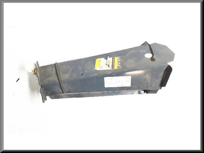 Chassis part left – Renault 18 – OEM 7700631680 – NOS