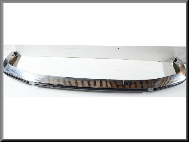 Front bumper – Renault 20 - Renault 30 (R1272, 1273, 1275) – OEM 7701458396 – NOS