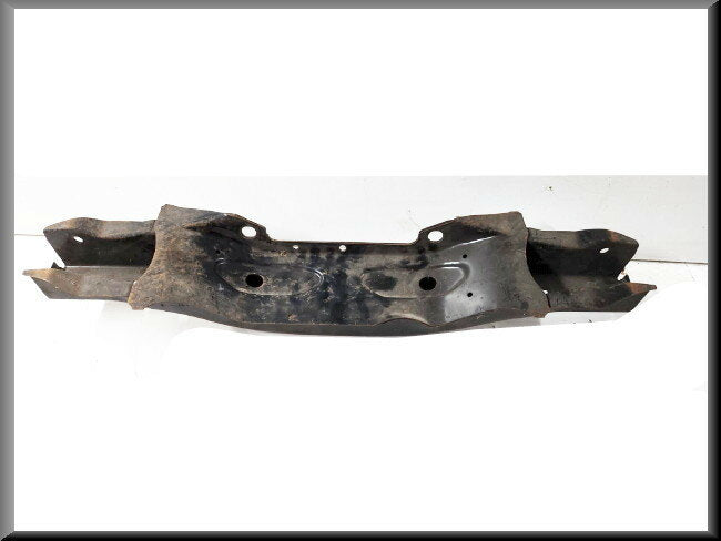 Dwarsbalk voorzijde  – Renault 12 – OEM 7700504614 – NOS