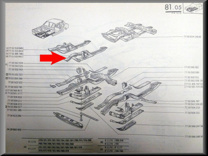 Chassis deel links  – Renault 12 – OEM 7701455748 – NOS