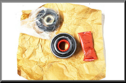 Jeu de roulements de roue avant – Renault 14 – OEM 7701462019 – NOS