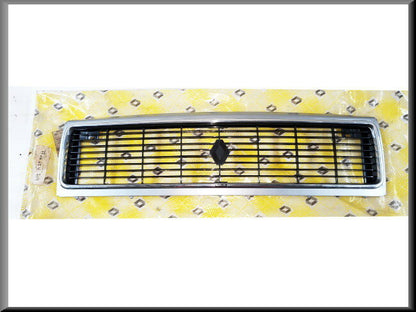 Calandre centre avec logo – Renault 12 – OEM 7700654709 – NOS