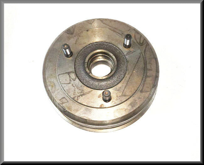 Tambour de frein – Renault 14 – OEM 7701459860 – NOS