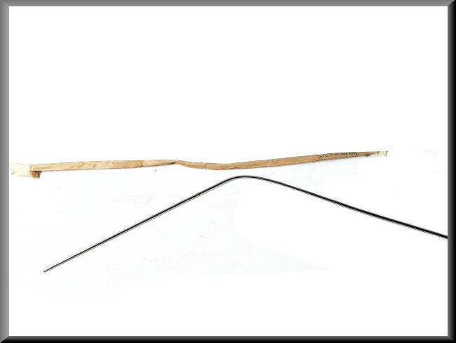 Baguette de toit avant gauche – Renault 6 – OEM 7700509486