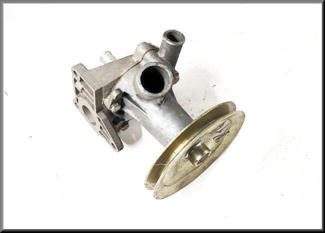 Water pump with pulley – Renault 14 – OEM 7701459820 – NOS