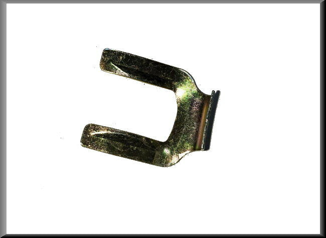 Gâche de serrure de porte intérieure – Renault 16 – OEM 7365732006