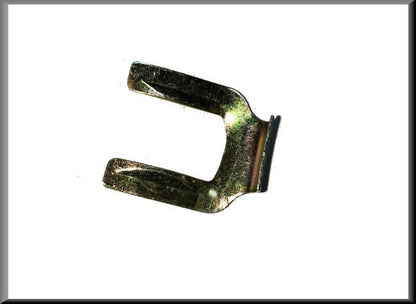 Gâche de serrure de porte intérieure – Renault 16 – OEM 7365732006