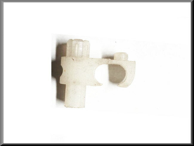 Collier de tuyau de carburant – Renault 12 – Renault 16 - OEM 0870181300