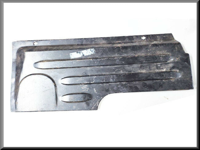 Plaque de plancher de coffre arrière droit – Renault 16 – OEM 0256440200