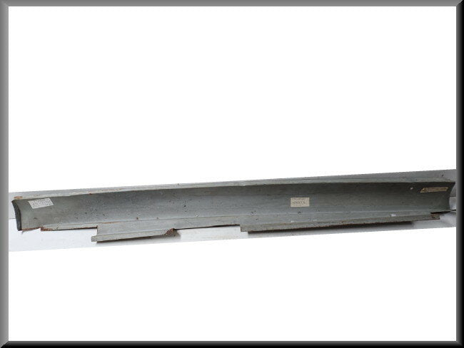 Dorpel rechts  – Renault 12 – OEM 7701401924 – NOS