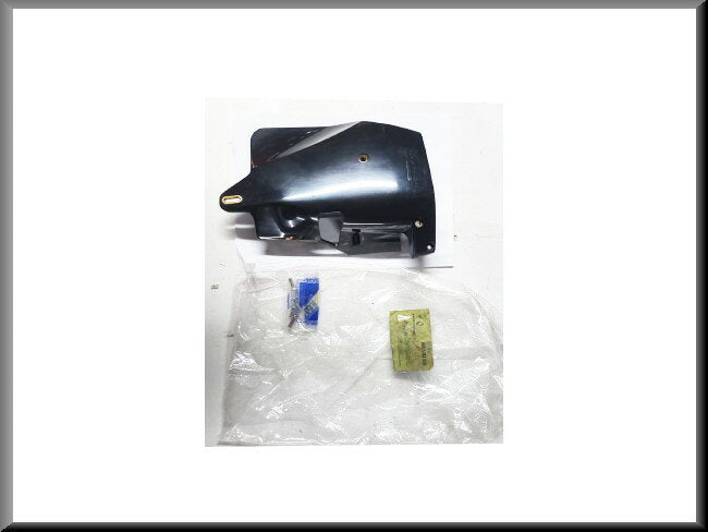 Afdekplaat onderzijde stuurkolom – Renault 16 – OEM 7700469770